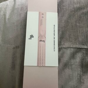 Liz Lange Pink Hair Styler